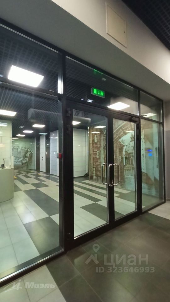 Продажа 3-комн квартиры на вторичном рынке Кронштадтский бульвар, 6к4