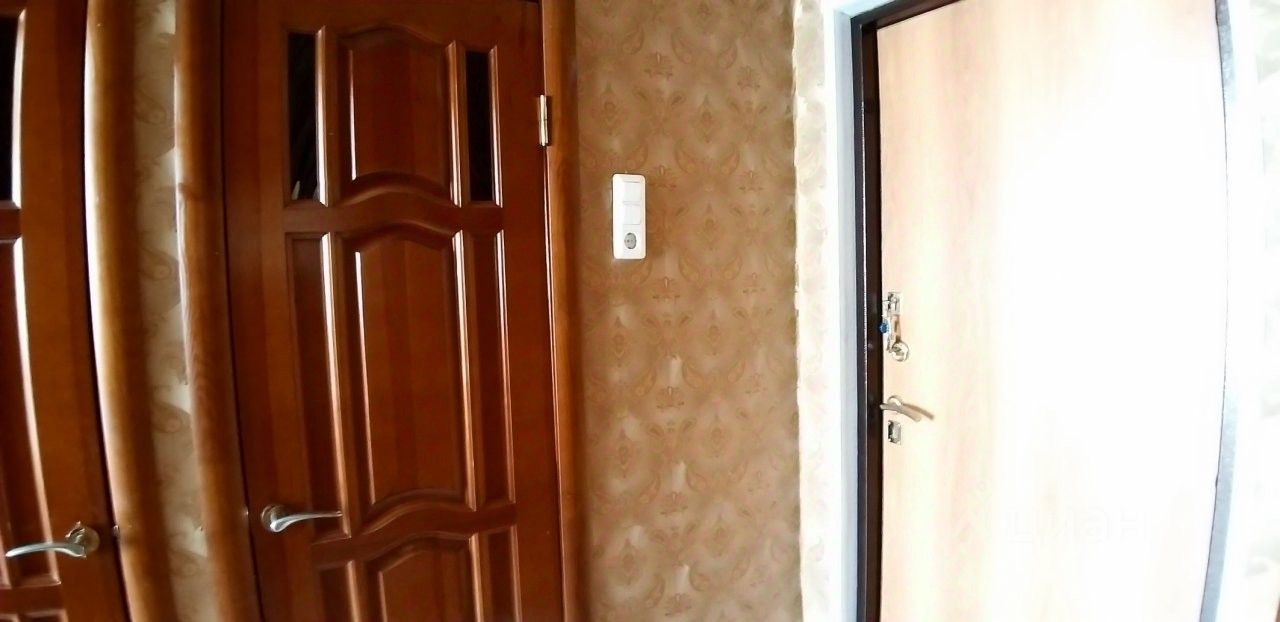 Продажа 3-комн квартиры на вторичном рынке д. Лесколово, улица Красноборская, 59