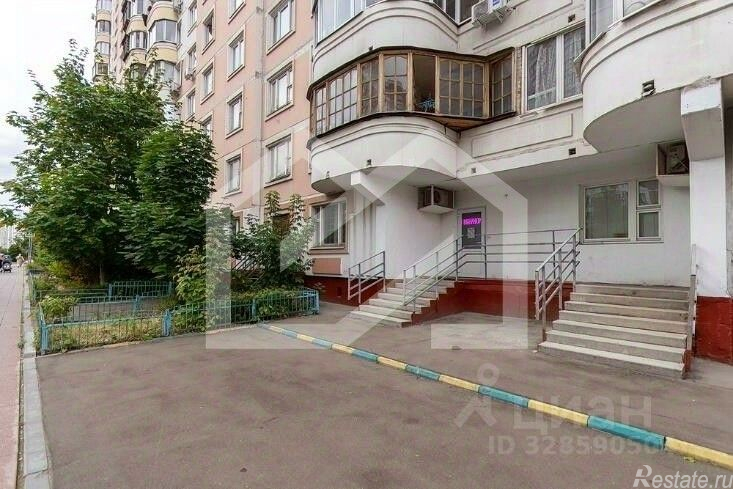 Продажа торгового помещения Мичуринский пр-кт,  д. 9,  к. 4