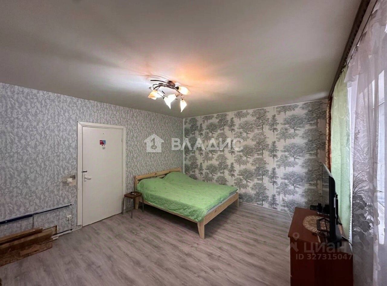Продажа 3-комн квартиры на вторичном рынке Богатырский проспект, 51к1