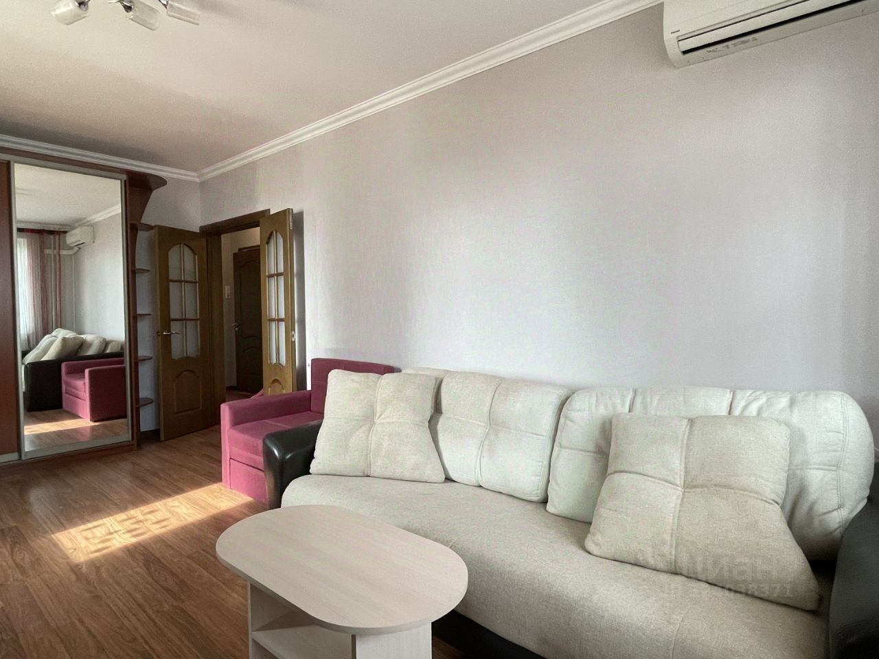 Аренда 2-комн квартиры на вторичном рынке Большая Очаковская улица, 1