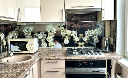 Продажа 2-комн квартиры на вторичном рынке Байконурская улица