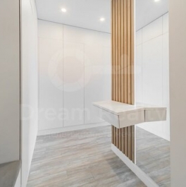 Продажа 2-комн квартиры на вторичном рынке проезд Жуков,  д. 21Б