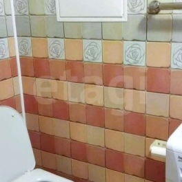 Продажа 1-комн квартиры на вторичном рынке Московский г, Бианки ул,  д. 8 к2