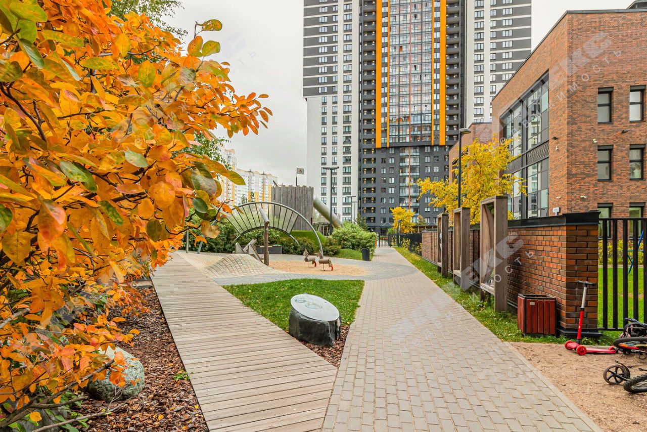 Продажа 3-комн квартиры на вторичном рынке улица Плесецкая, 21