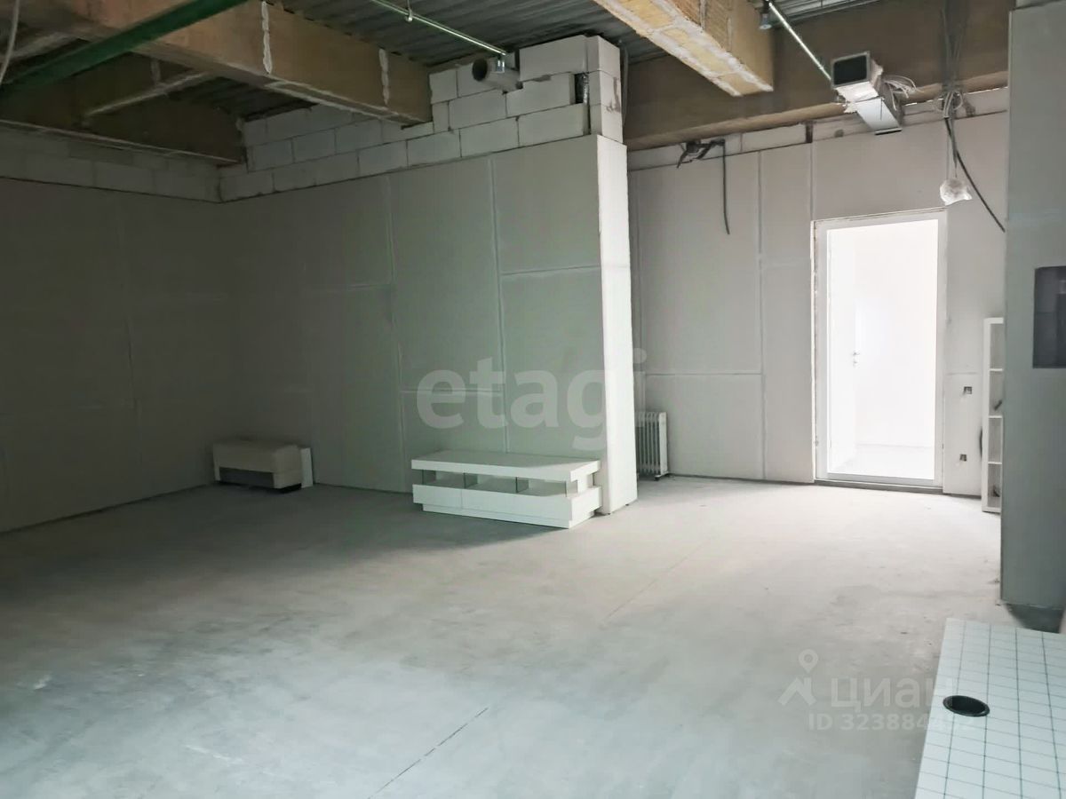 Продажа 2-комн квартиры на вторичном рынке 2-я Брестская улица, 6