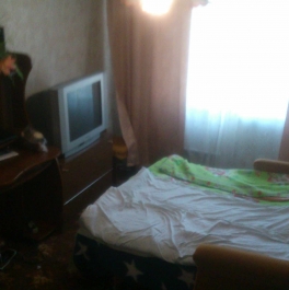 Продажа 1-комн квартиры на вторичном рынке Железнодорожный г, Адмирала Нахимова ул ,  д. 5