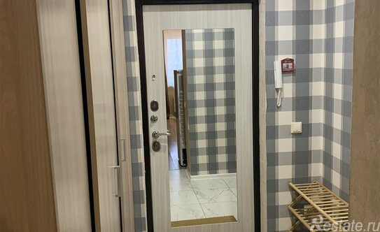 Продажа 1-комн квартиры на вторичном рынке Южный, ул Курыжова,  д. 30