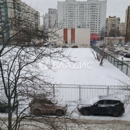 Продажа 3-комн квартиры на вторичном рынке проспект Наставников,  д. 28 к2