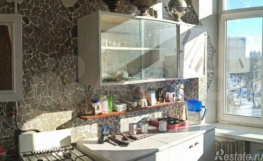 Продажа 2-комн квартиры на вторичном рынке Бабушкина ул,  д. 52