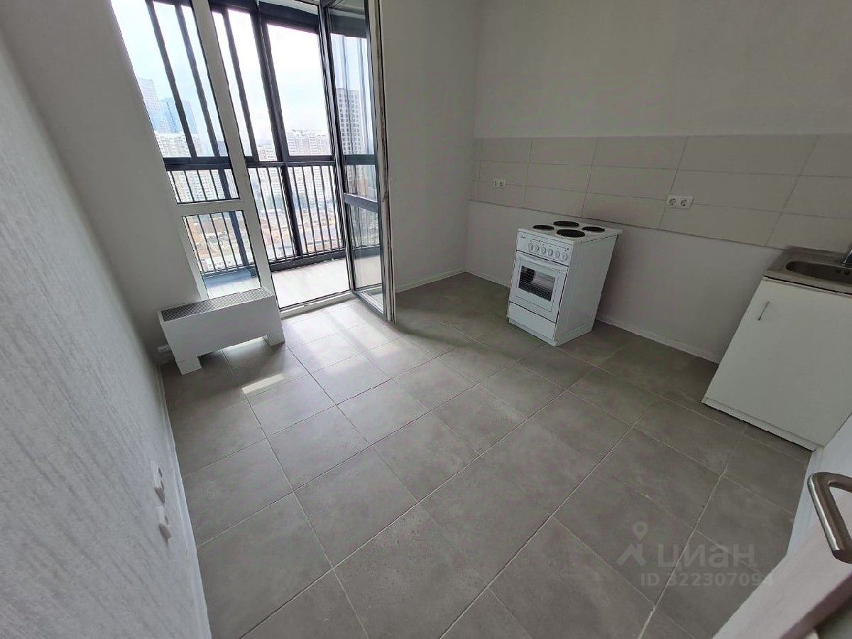 Продажа 3-комн квартиры на вторичном рынке Очаковское шоссе, 7