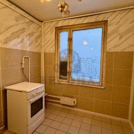 Продажа 2-комн квартиры на вторичном рынке Заречье, улица Декабристов,  д. 12