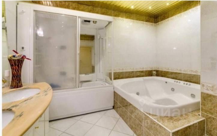 Продажа 6-комн квартиры на вторичном рынке улица Большая Молчановка, 23С1