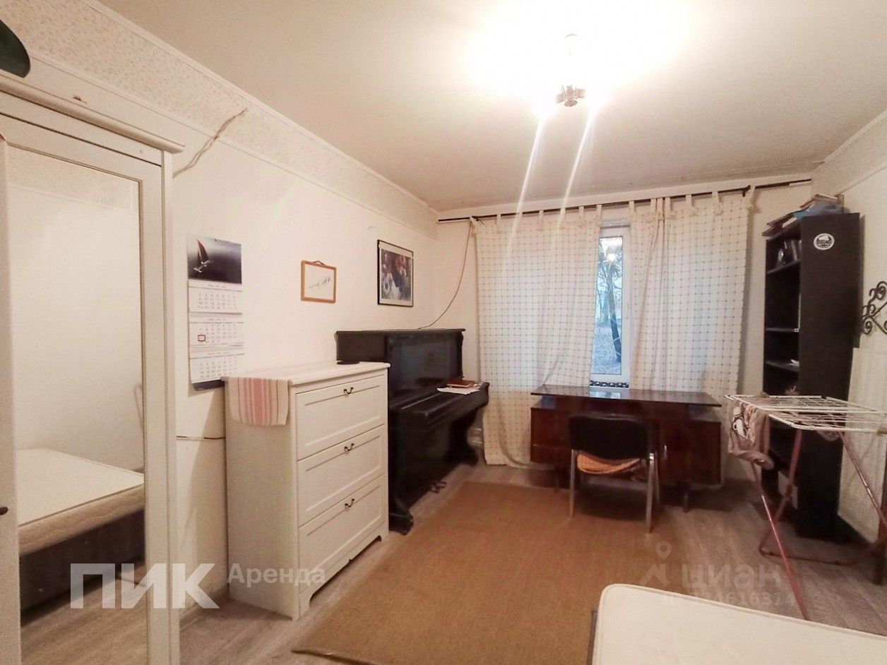 Аренда 2-комн квартиры на вторичном рынке улица Цюрупы, 15К3