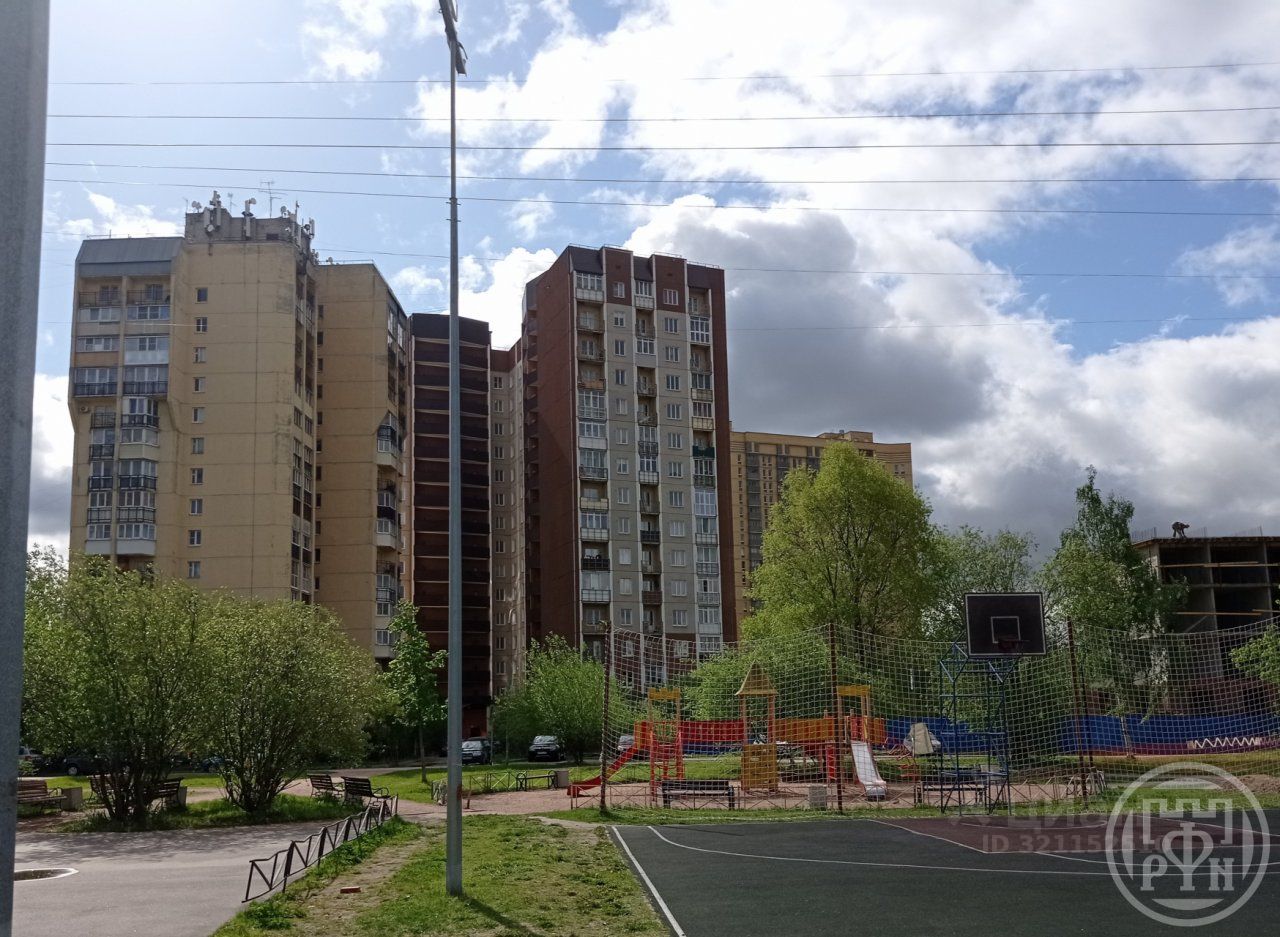 Продажа 1-комн квартиры на вторичном рынке д. Новое Девяткино, улица Озерная, 8