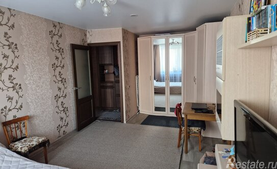 Продажа 1-комн квартиры на вторичном рынке улица Газопровод,  д. 3 к1