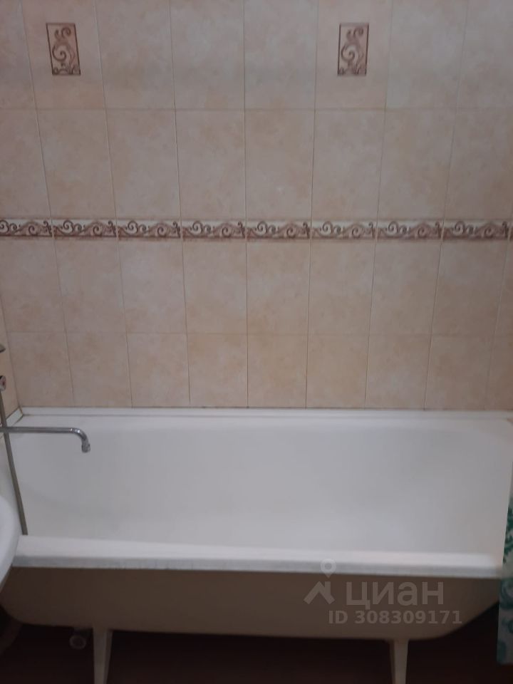 Аренда 1-комн квартиры на вторичном рынке Комендантский проспект, 7к1