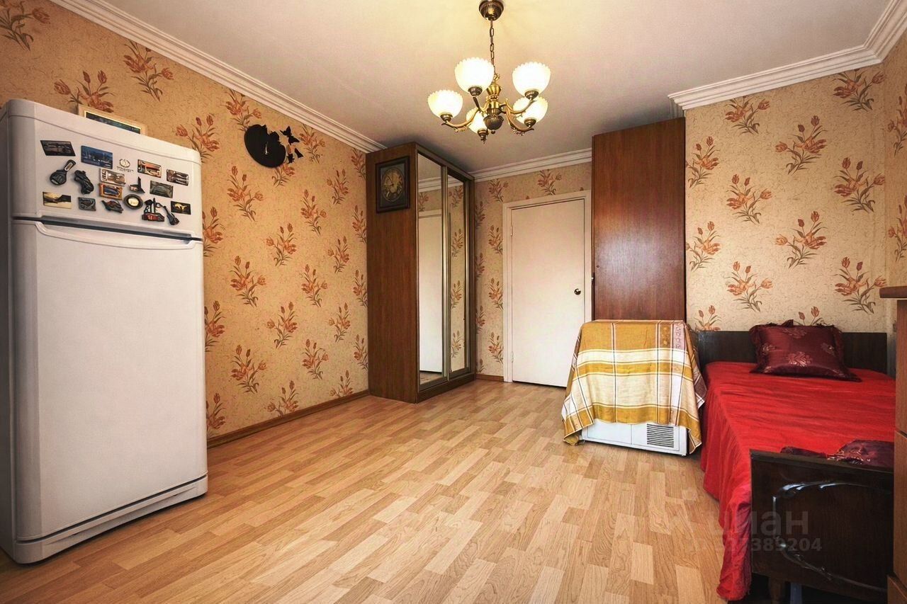 Продажа 2-комн квартиры на вторичном рынке Авангардная улица, 27