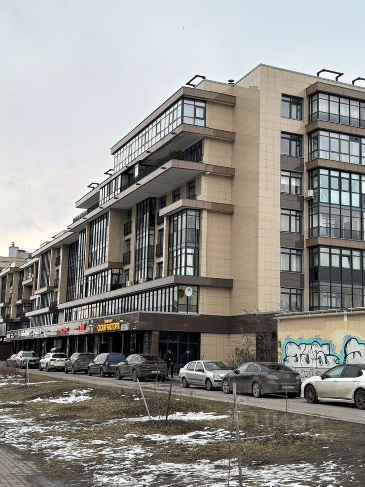 Продажа 2-комн квартиры на вторичном рынке улица Адмирала Трибуца, 7