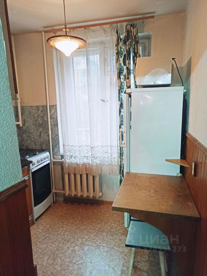 Продажа 3-комн квартиры на вторичном рынке улица Орджоникидзе, 32