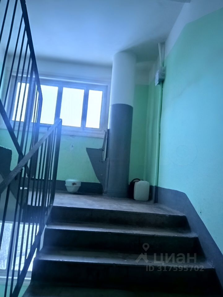 Продажа 3-комн квартиры на вторичном рынке Тихвин, улица Машиностроителей, 38