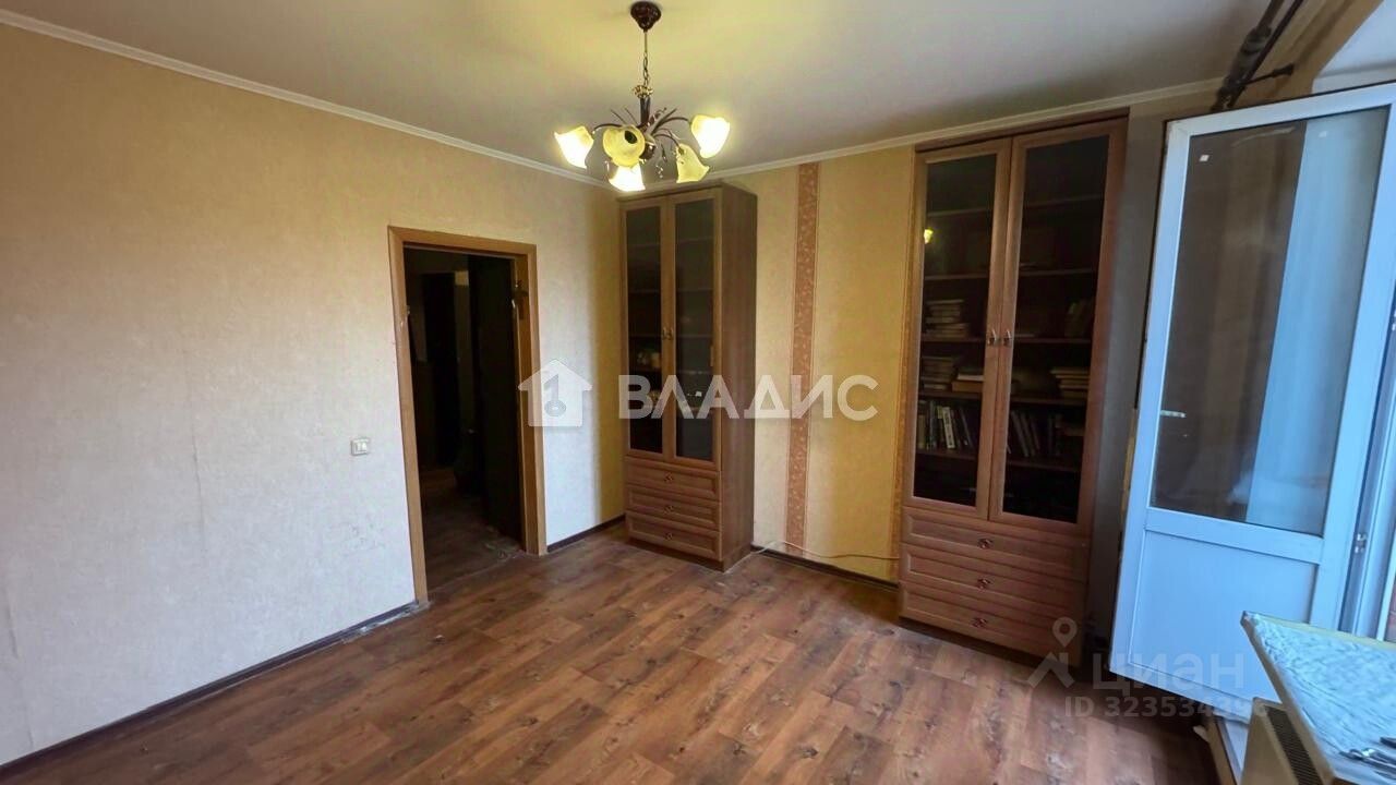 Продажа 3-комн квартиры на вторичном рынке ДЗФС мкр,  д. 42