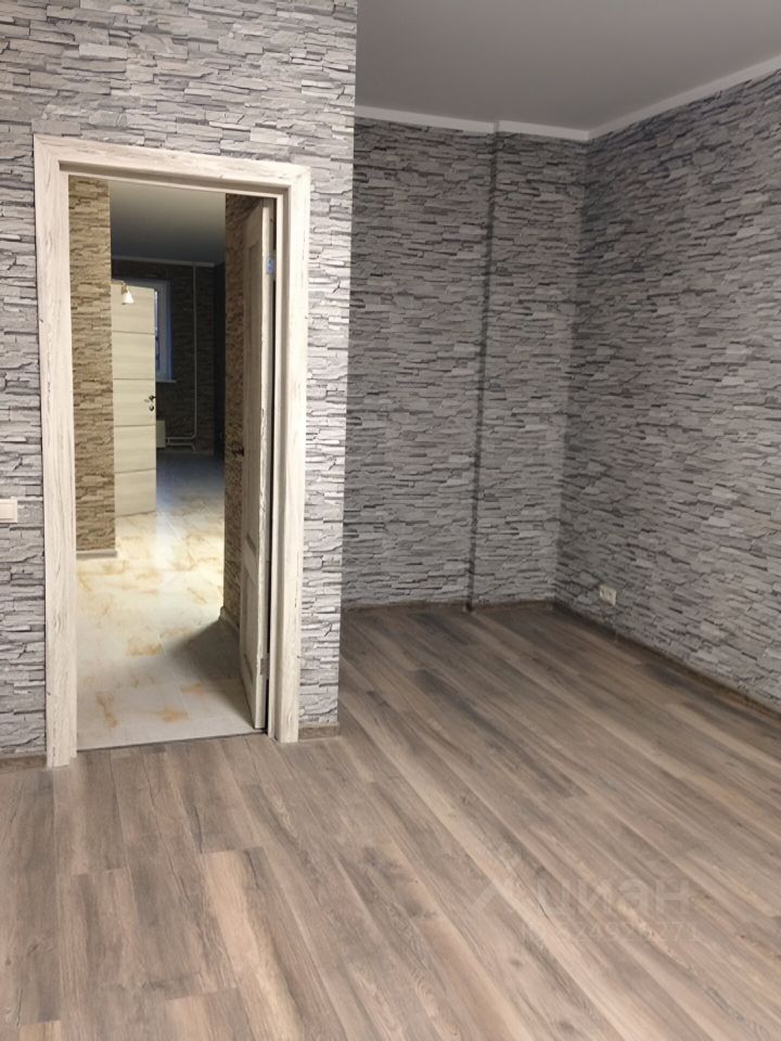 Продажа 4-комн квартиры на вторичном рынке с. Рождествено, бульвар Сиреневый, 16