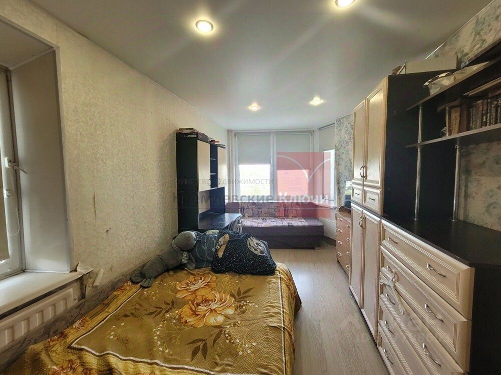 Продажа 3-комн квартиры на вторичном рынке пос. Металлострой, улица Богайчука, 28