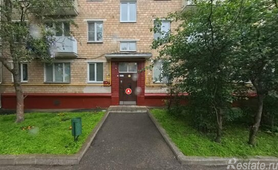 Продажа 2-комн квартиры на вторичном рынке Спортивная улица,  д. 4А