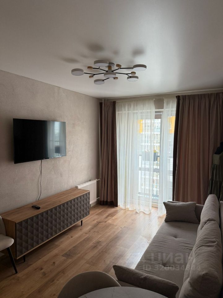 Продажа 2-комн квартиры на вторичном рынке Голубое пгт, бульвар Парковый, 5Б