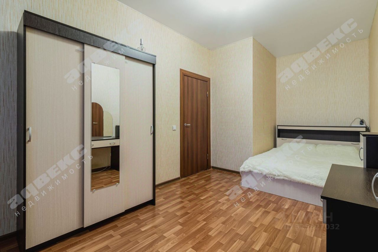 Продажа 1-комн квартиры на вторичном рынке Петергоф, улица Парковая, 20к3с4