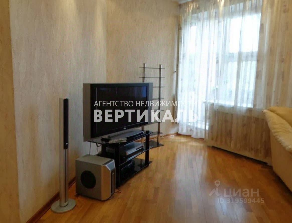 Продажа 4-комн квартиры на вторичном рынке Наставнический переулок, 6