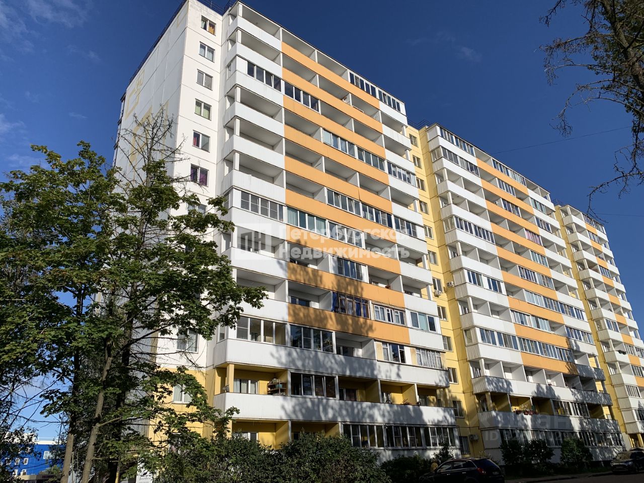 Продажа 2-комн квартиры на вторичном рынке пос. Шушары, Московское шоссе, 246