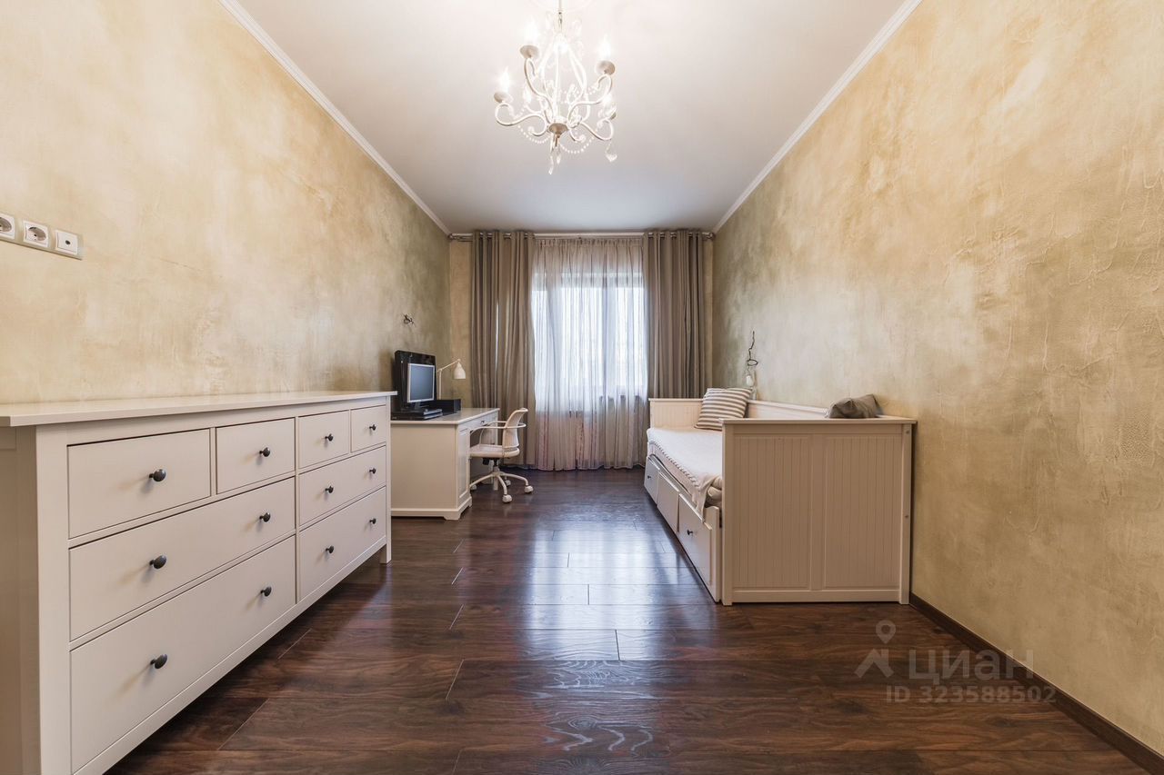 Продажа 3-комн квартиры на вторичном рынке Выборгское шоссе, 27к3