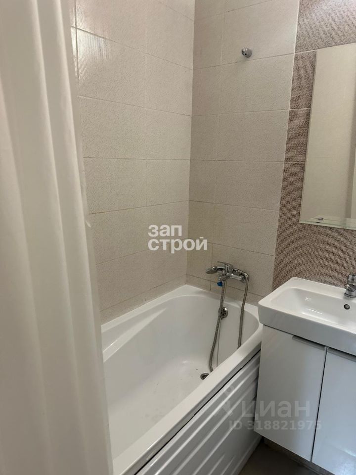 Продажа 1-комн квартиры на вторичном рынке проспект Маршала Блюхера, 7к3