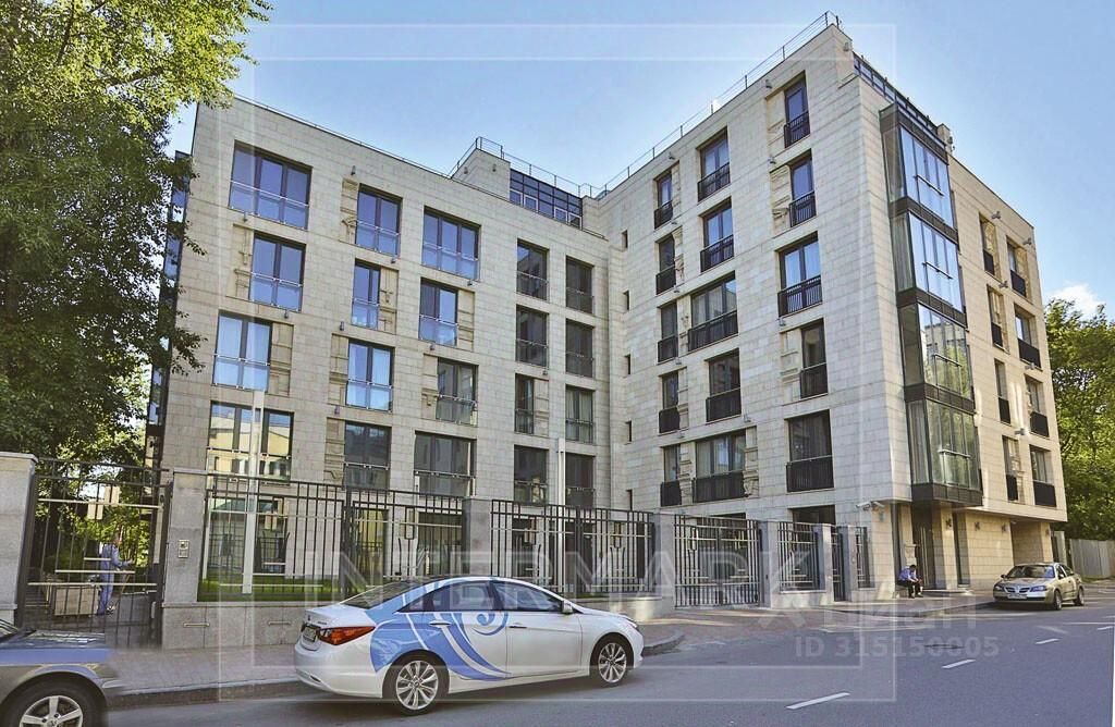 Продажа 6-комн квартиры на вторичном рынке переулок Хилков, 5