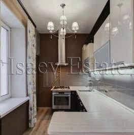 Продажа 5-комн квартиры на вторичном рынке Маленковская улица,  д. 7