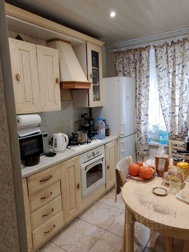 Продажа 3-комн квартиры на вторичном рынке Климовск мкр, улица Ленина, 11/1
