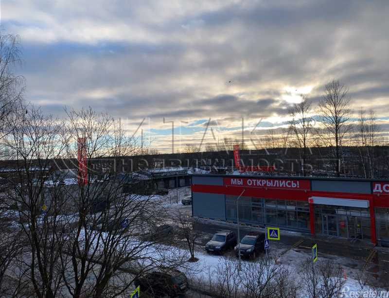 Продажа 2-комн квартиры на вторичном рынке Выборг, Приморская,  д. 1