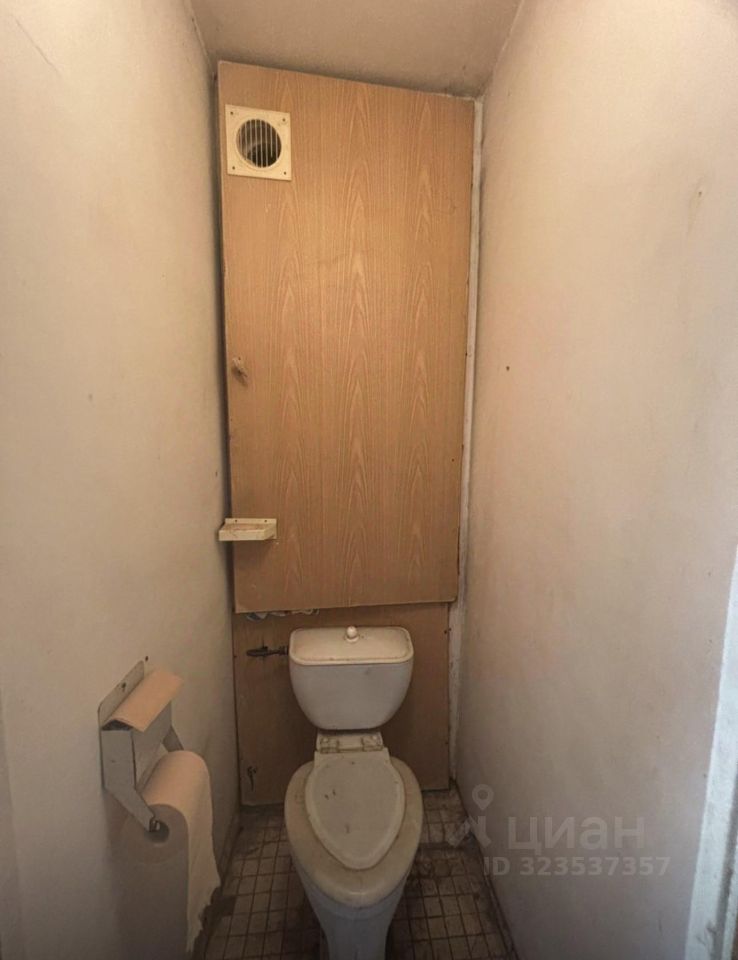 Продажа 2-комн квартиры на вторичном рынке Донецкая улица, 27