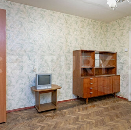 3-комн квартира ул Лёни Голикова,  д. 86