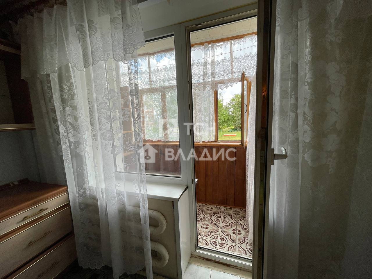 Продажа 3-комн квартиры на вторичном рынке деревня Тарасково, Комсомольская улица, 37 Продажа 3-комн квартиры на вторичном рынке деревня Тарасково, Комсомольская улица, 37