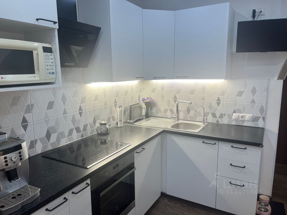 Продажа 1-комн квартиры на вторичном рынке Ивантеевка, Рощинская улица,  д. 9