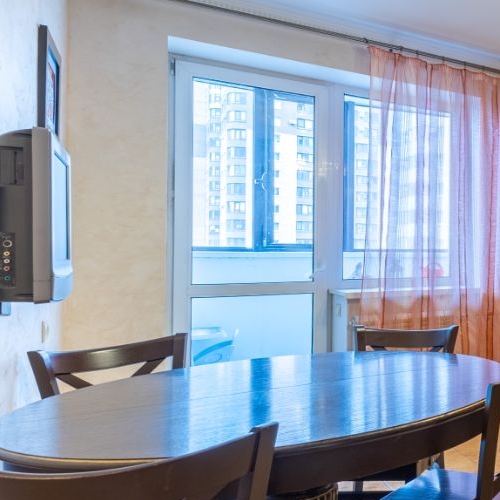 3-комн квартира проспект Космонавтов, 61к1