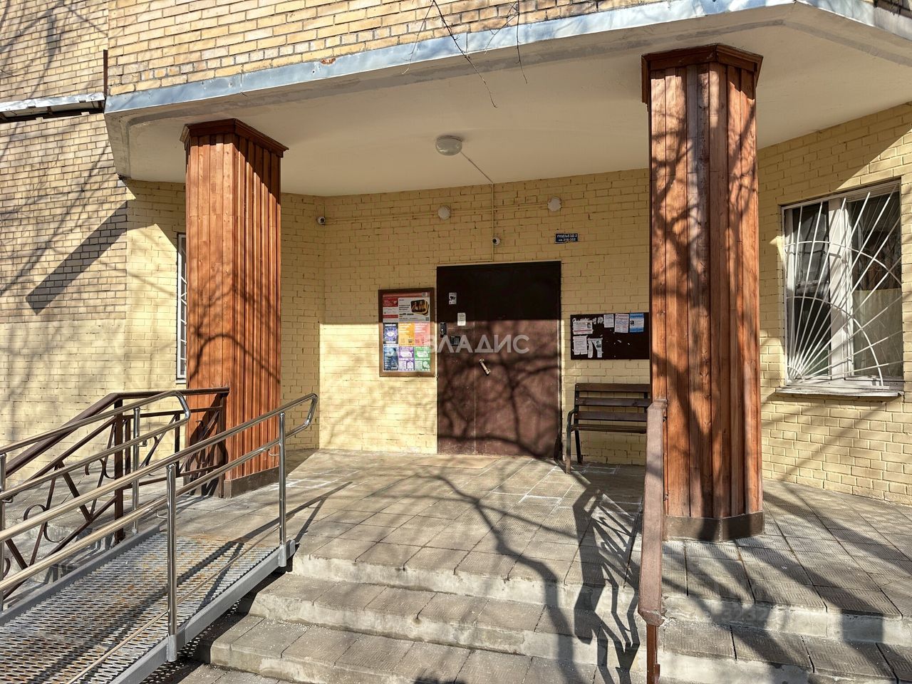 Продажа 3-комн квартиры на вторичном рынке Конаковский проезд, 8К2