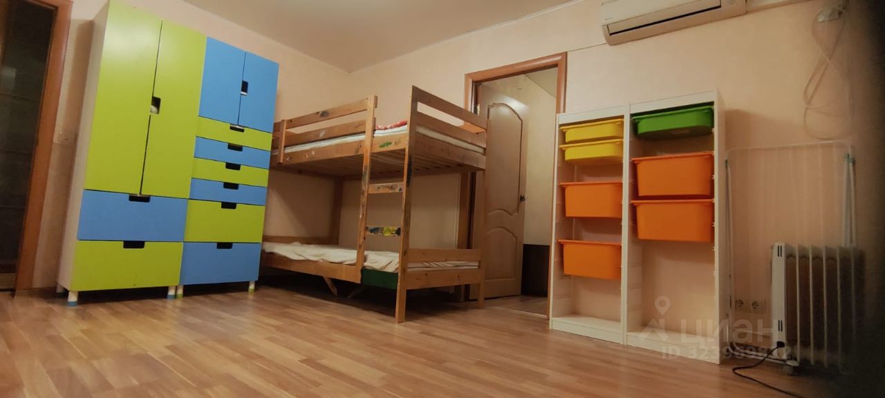 Аренда 3-комн квартиры на вторичном рынке улица Свободы, 43