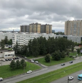 Продажа 2-комн квартиры на вторичном рынке Богатырский пр-кт,  д. 9