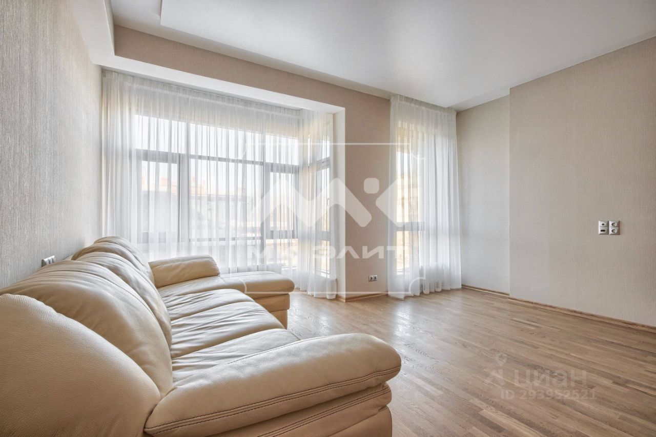 Продажа 3-комн квартиры на вторичном рынке Каменноостровский проспект, 64К2