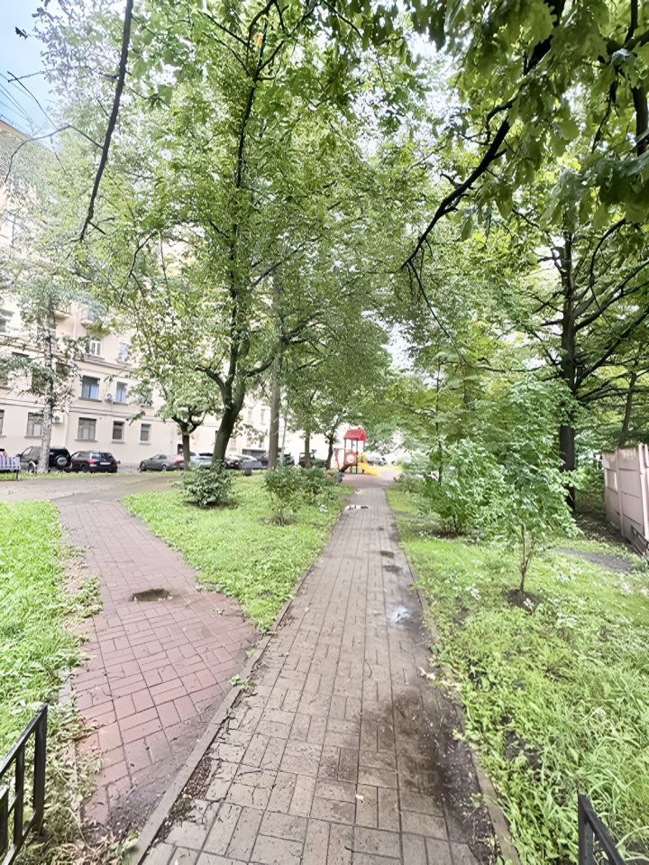 Продажа 3-комн квартиры на вторичном рынке Московский проспект, 167