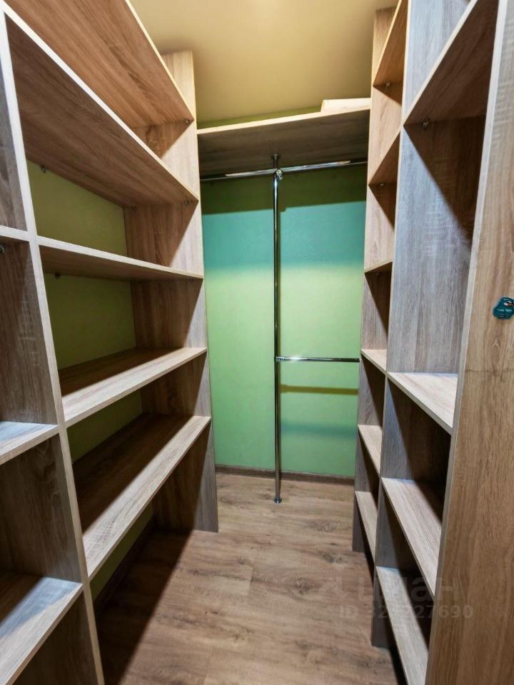 Аренда 2-комн квартиры на вторичном рынке Ельнинская улица, 18К1